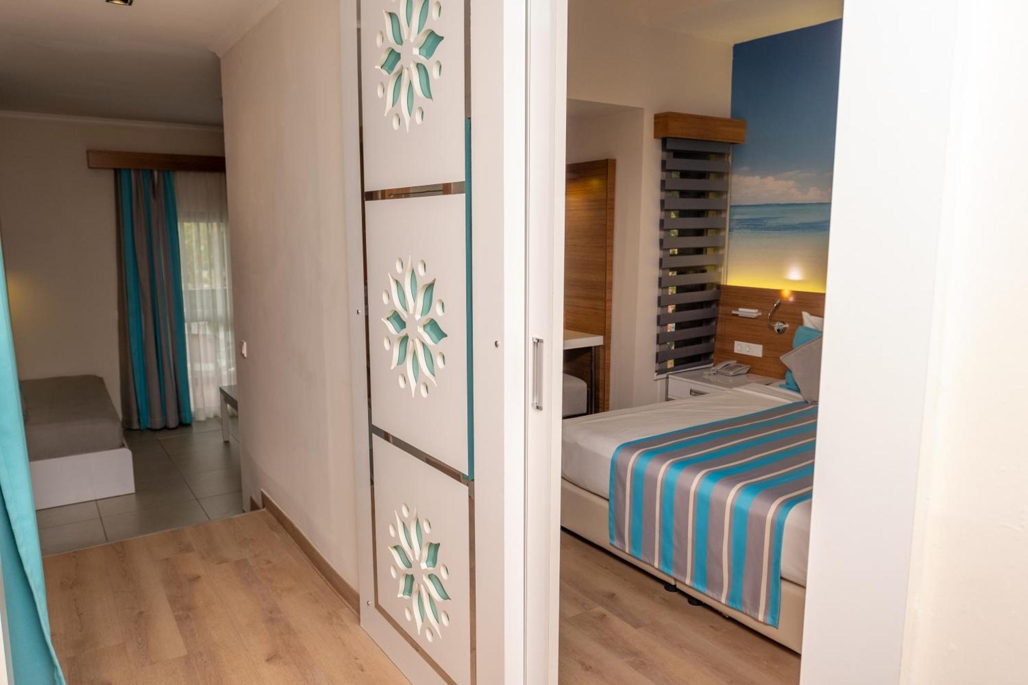 Holiday Village Tuerkiye Dalaman Esterno foto