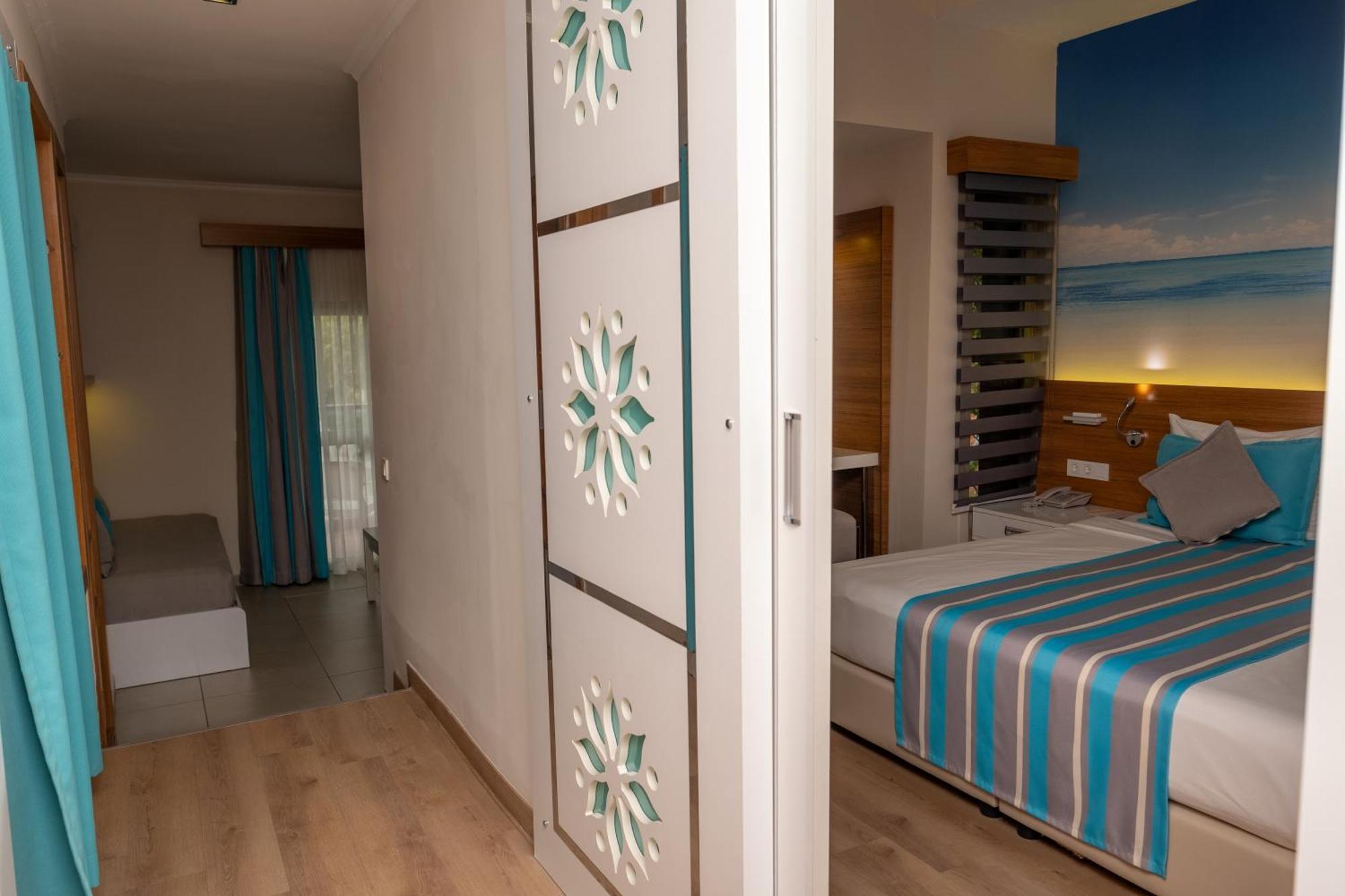 Holiday Village Tuerkiye Dalaman Esterno foto